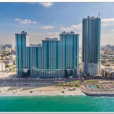 אג'מן Skyline High Beach 2 Bedroom Apartment מראה חיצוני תמונה